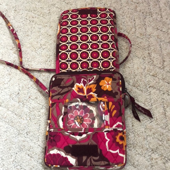 Vera Bradley Carnaby crossbody - Picture 2 of 3